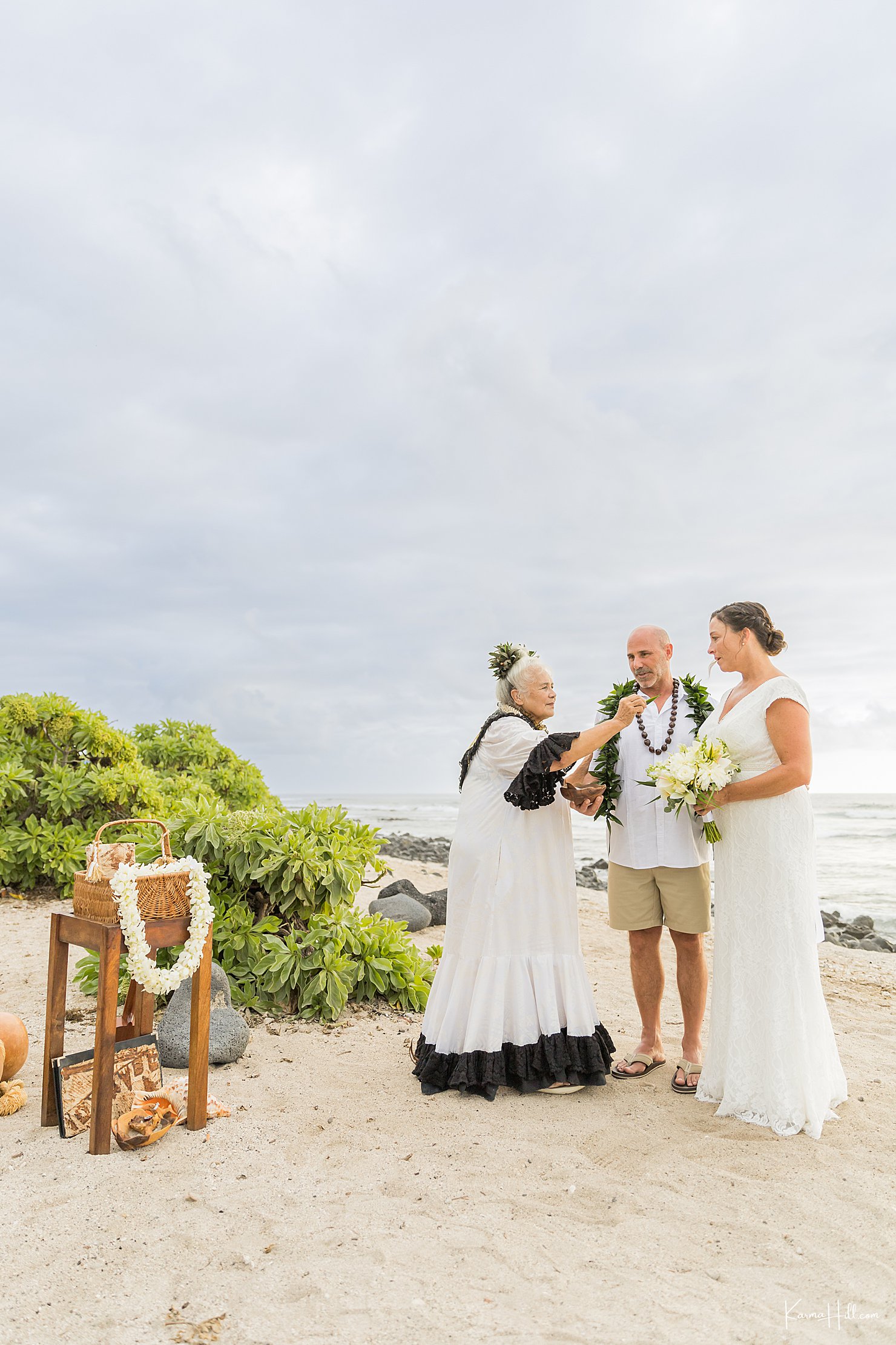 big island beach wedding 